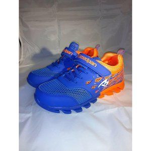 NWT Beedpan Rare imported kids shoes 11.5 33